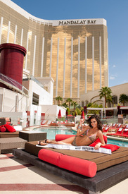 99541_MissUniverse2010PosingattheMandalayBayResortatCasinoLasVegasAugust242010_By_oTTo1_123_565lo.jpg