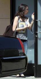 QEUHIACBEF_Emma_Roberts012.jpg
