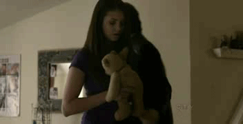 Delena-1x18-damon-and-elena-11647690-352-180.gif