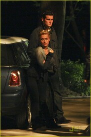 emma-roberts-late-night-shoot-04.jpg