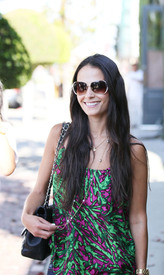 23872_Jordana_Brewster_Out_on_Melrose_Place_in_West_Hollywood_August_25_2010_06_122_11lo.jpg