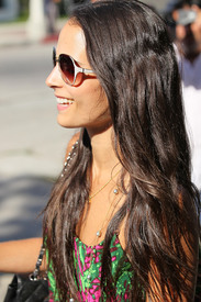 23907_Jordana_Brewster_Out_on_Melrose_Place_in_West_Hollywood_August_25_2010_17_122_650lo.jpg