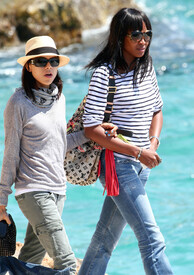 NaomiCampbellattheEdenRocHotelinAntibes20.5.2010_01.jpg