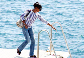 NaomiCampbellattheEdenRocHotelinAntibes20.5.2010_06.jpg