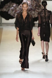 Carlos_Miele_Spring_2006_1_h_TW5bm_N_tx_1.jpg