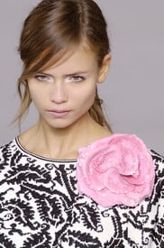 Chanel_Spring_2006_Details_w_E1j3_Xe_E8x_Vx_1.jpg