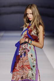 Etro_Spring_2006_c6_X4_Qy_GMv_Cux_1.jpg