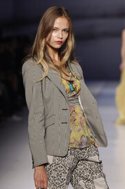 Etro_Spring_2006_n8jm_Gug2_EFsx_1.jpg
