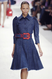 Fendi_Spring_2006_r_Am_Xsd-h_C8_Sx_1.jpg