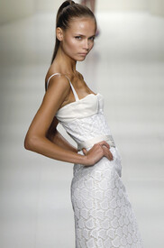 La_Perla_Spring_2006_LQMpz_XTv_Oz_Ox_1.jpg