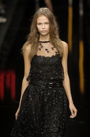 Karl_Lagerfeld_Spring_2006_PXmj_KCd_ALHKx_1.jpg