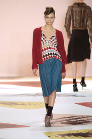 Cacharel_Fall_2004_mk87_ZDD-_ETxx_1.jpg