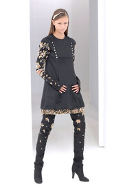 Chanel_Fall_2006_c_DHbp_On-_J42x_1.jpg