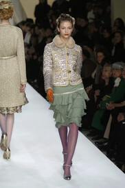 Moschino_Fall_2004_vk1_N9_Flfhm_Zx_1.jpg