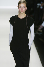 Narciso_Rodriguez_Fall_2004_Nt_XHio_Xev_Fpx_1.jpg