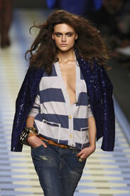 Frankie_Morello_Spring_2010_P1x_Fn_Ldx7_-x.jpg