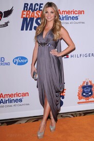 amber_lancaster_race_to_erase_MS_gala_02_830x1245.jpg