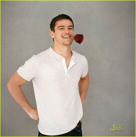 josh-hartnett-corduroy-01.jpg