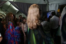 Christian_Dior_Fall_2011_Backstage_xip7huu0l2fl.jpg