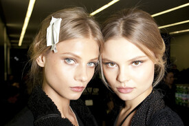 Dolce_Gabbana_Fall_2011_Backstage_CAsvt_Ti_UMdxl.jpg