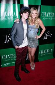 Amber_Lancaster_Chateau_Nightclub_Gardens_J0001_030.jpg