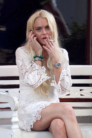 _lohan_outand_about__5.jpg