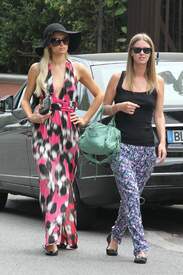 Paris and Nicky Hilton 2011_08_06_onvacationinStTro7960.jpg