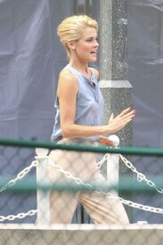CU-Rachael Taylor films on the set of Charlie's Angels in Miami-04.jpg