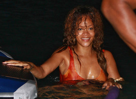 RihannaHQ11.jpg
