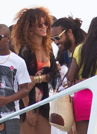 RihannaHQ18.jpg
