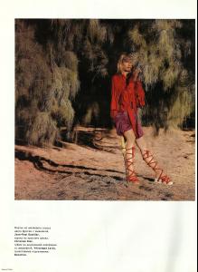 lofficiel_russia_march_2003_ph-cedric_buchet_05.jpg