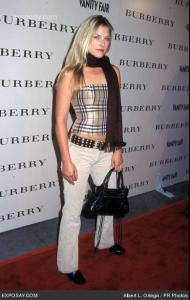 ali-larter-opening-burberry-benefit-07C7GN.jpg