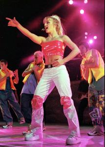 britney-spears-1001-800-1118.jpg