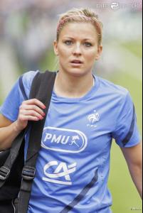 14 Kabarxsepakbola Picts Laure Boulleau- Tembok Cantik Pertahanan Timnas Wanita Prancis.jpg