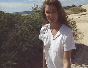 HOS-08-004-cindy-crawford.jpg