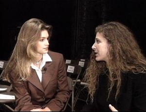 HOS-27-010-cindy-crawford-evyan-metzner.jpg
