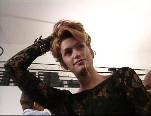 HOS-18-004-cindy-crawford.jpg