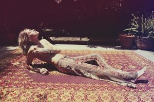 scriptical-wordpress-vintage-collection-iii-abby-brothers-by-zoey-grossman-for-novella-royale-summer-lookbook-august-2012-15.jpg
