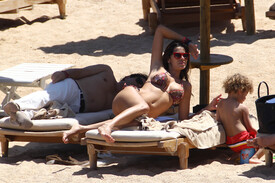 20120721_bikini_candids_porto_cervo_yespica016.jpg