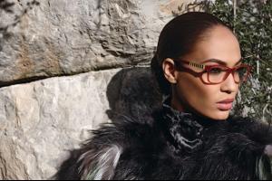 006_joan_smalls_karl_lagerfeld_fendi_fall_winter_201.jpg