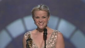 Reese_Witherspoon_Oscars_2006_4.jpg