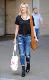 0-Fearne_Cotton_2.jpg