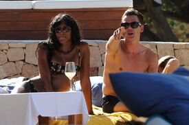 Naomi Campbell at the beach in Ibiza 28.6.2014_07.jpg