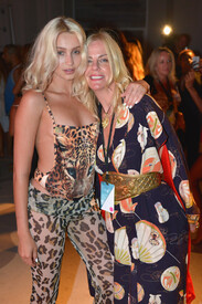 Cailin Russo Hot Hell SWIMMIAMI Backstage Bgwgj9W0Dbnx.jpg