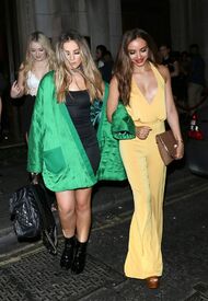 perrie-edwards-and-jade-thirlwall-leaves-steam-and-rye-in-london-07-23-2016_3.jpg