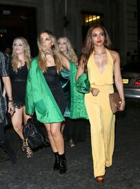 perrie-edwards-and-jade-thirlwall-leaves-steam-and-rye-in-london-07-23-2016_6.jpg