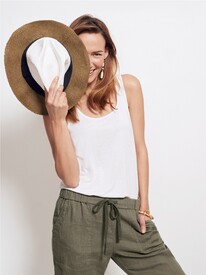 august_campaign_product_size29_1.jpg
