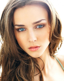 001_tduid300011_RachelCook.jpg