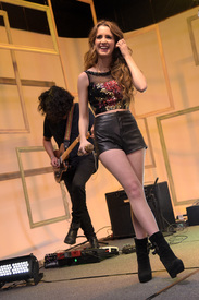 lauram190816BZNimage6.jpg