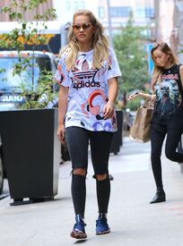 ritaora170816BZNimage15.jpg